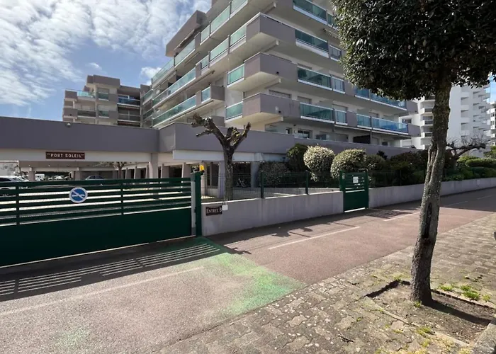 Sur Le Port D'arcachon